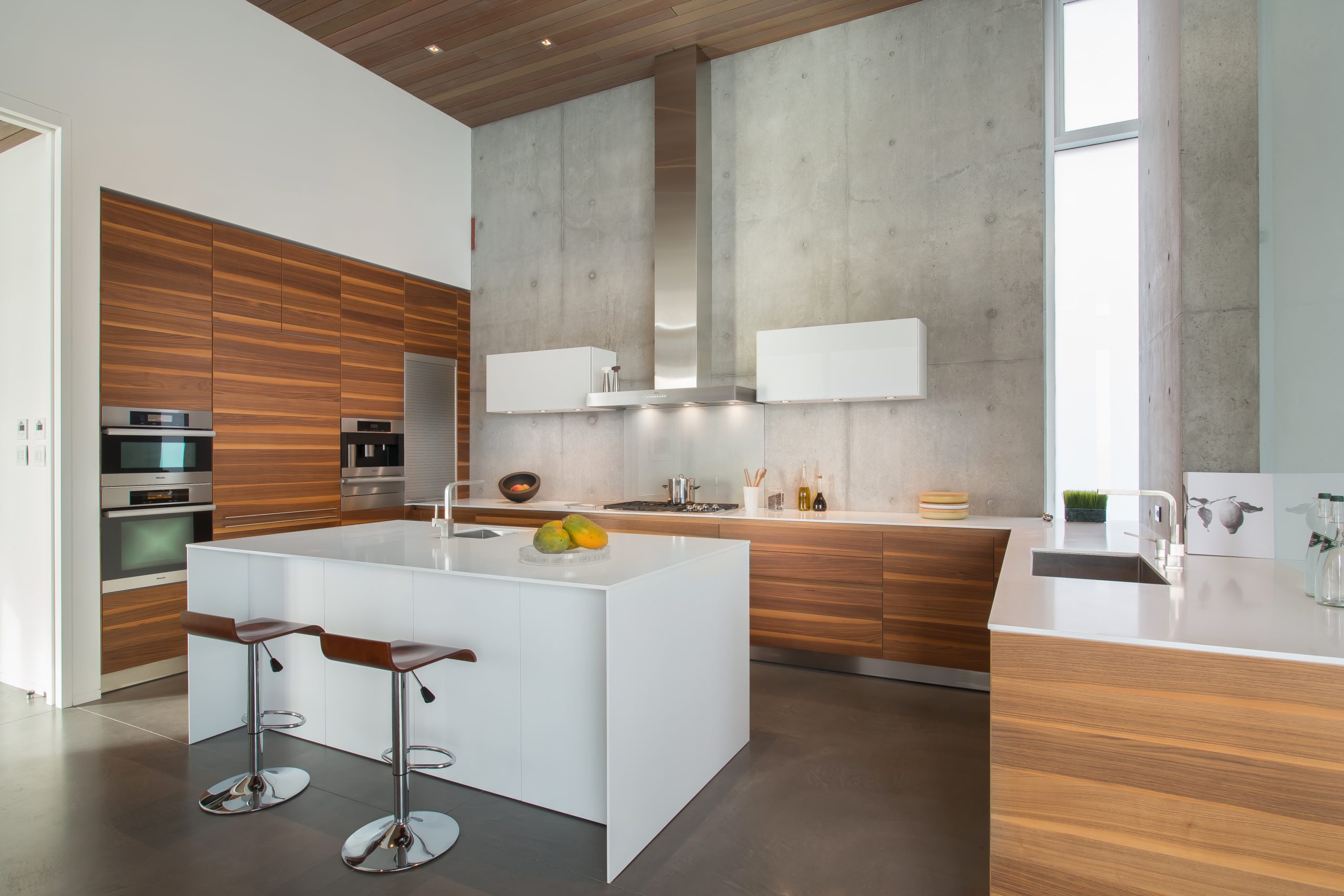 bulthaup-vancouver-kanada-projekt-white-rock-residence-b3-white-nussbaum-01