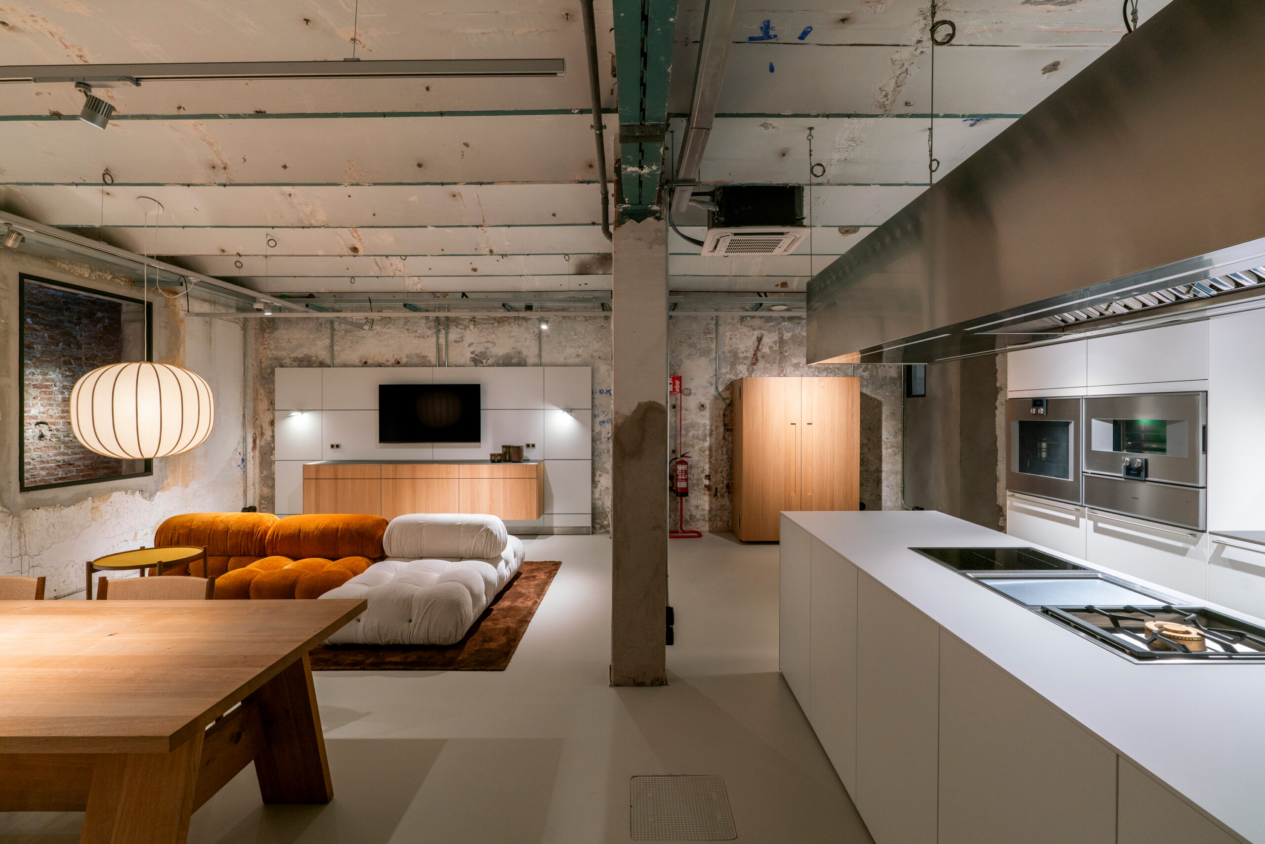 bulthaup-barcelona-showroom-premium-kitchens-5